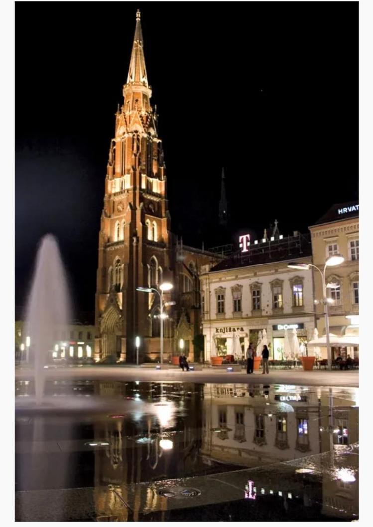 Square 12 Osijek Διαμέρισμα Εξωτερικό φωτογραφία